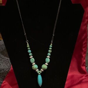 Fashion Jewelry Turquoise and Silver Necklace